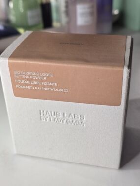 Haus Labs Bio-Blurring Loose Setting Powder - Deep Honey (Brown)